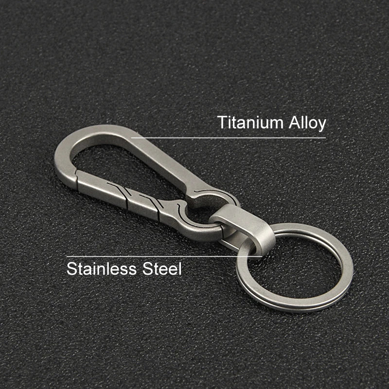 Titanium Buckles EDC Outdoor Tool Titanium Alloy Keychain Tiranium Buckle Key Ring Car close-up view