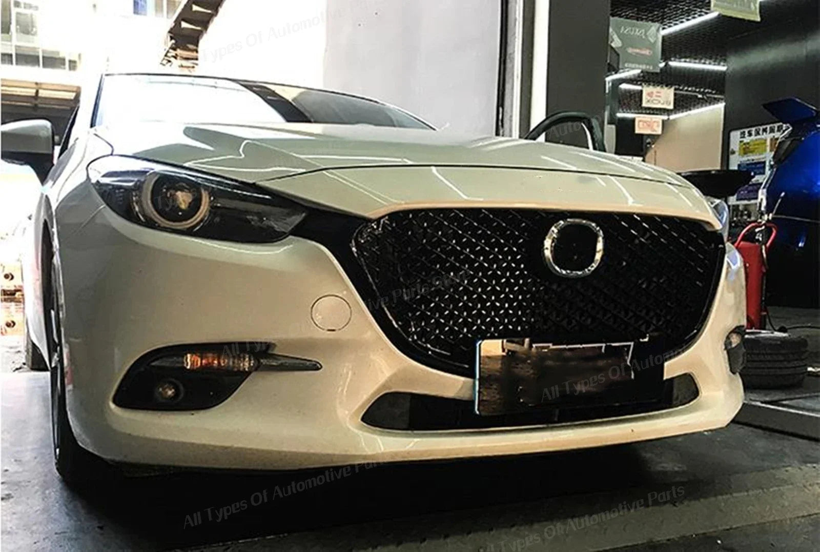 Honeycomb Front Bumper Grille for Mazda 3 Axela 2017-2019 | Racing Air Intake detail view