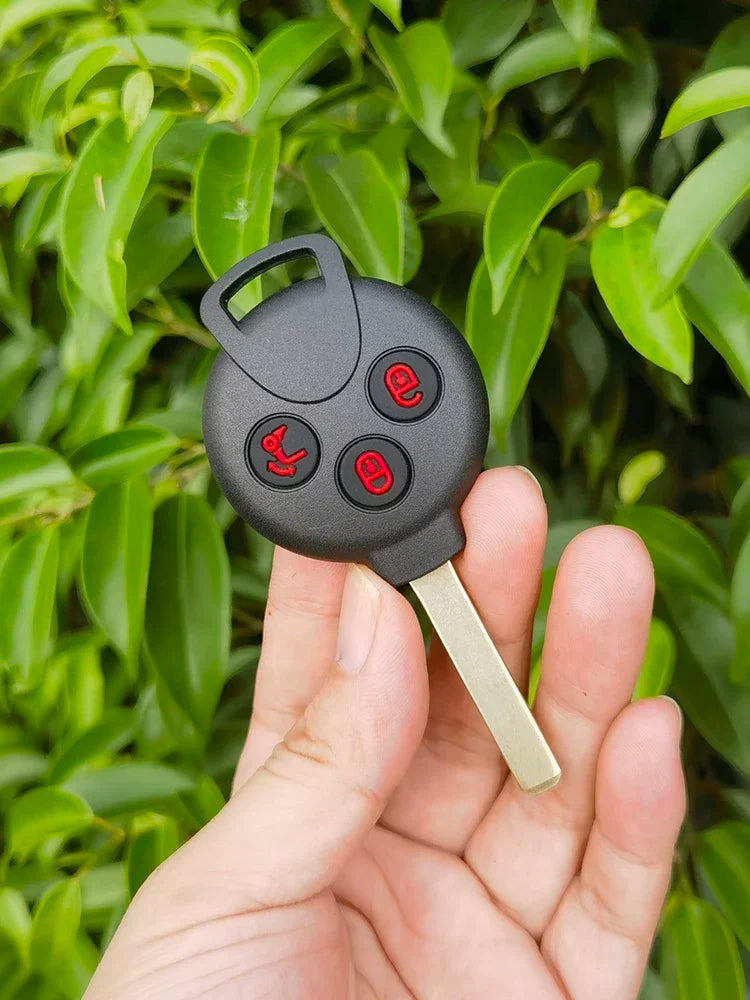 Xinyuexin 3 Buttons Silicone Pad Remote Key Shell Case for Mercedes-Benz Smart Fort additional angle