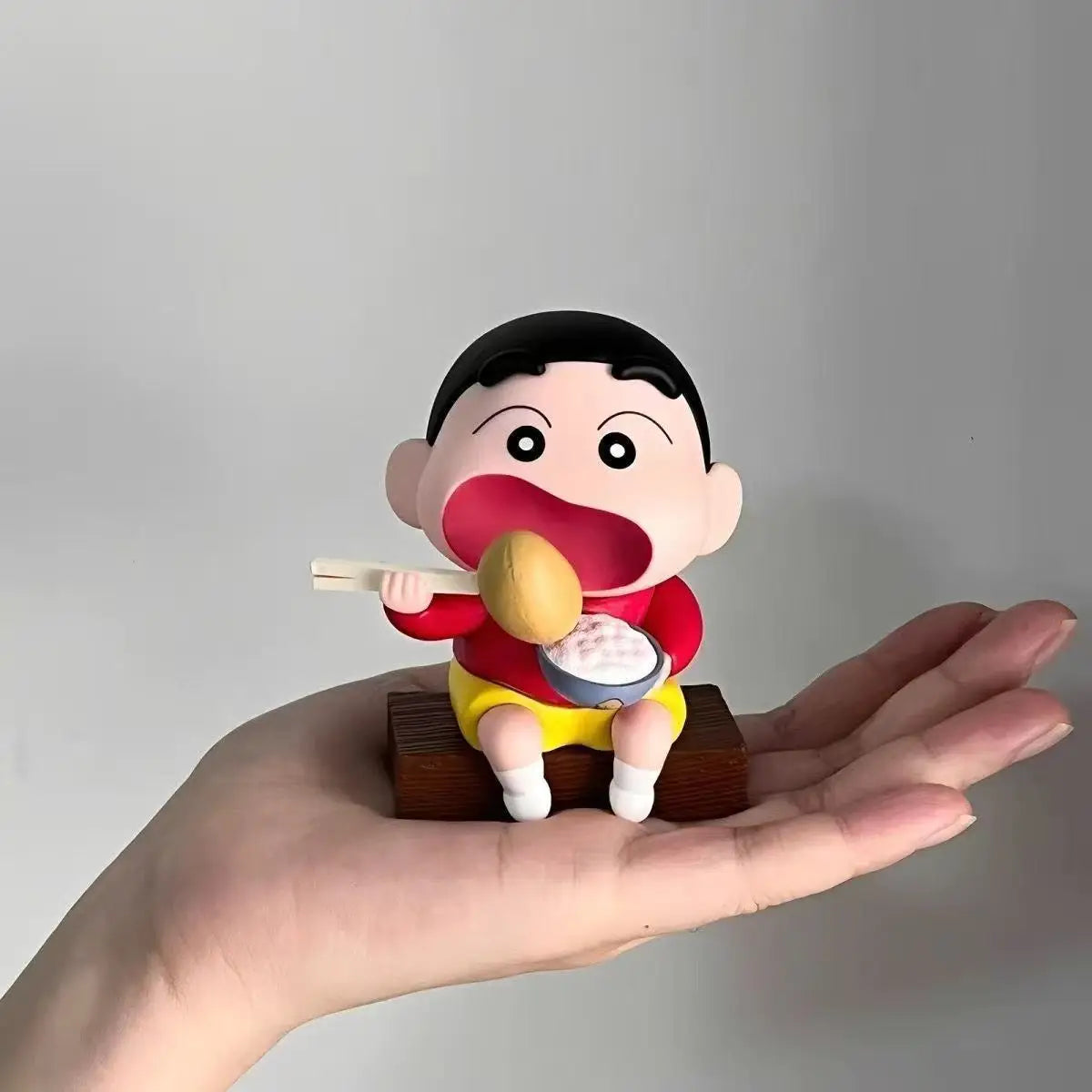Crayon Shin-chan 2026 New Style Creative Cartoon Figurine Eating Potato And White Dog Car Dashboard Ornament Interior Decoration