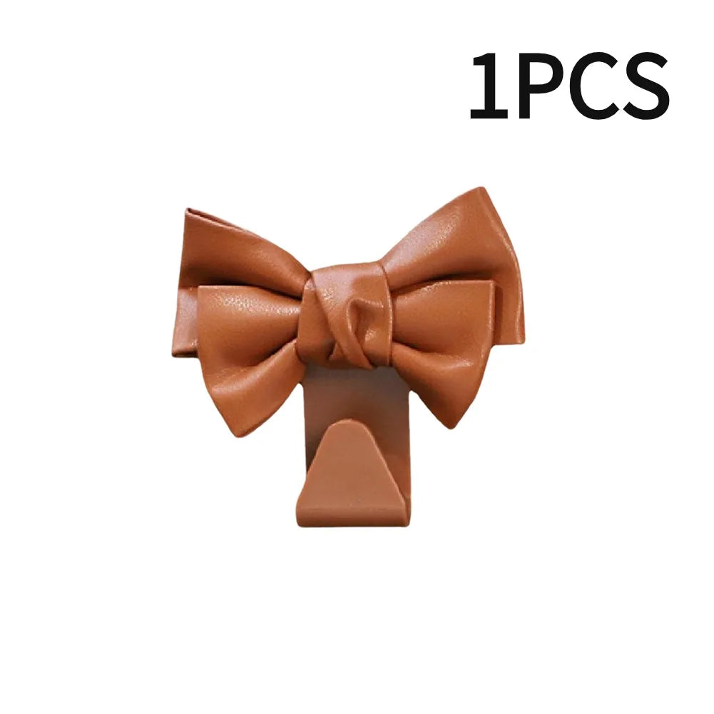 Car Seat Back Hook Bow Storage Hanger 2pcs lifestyle view