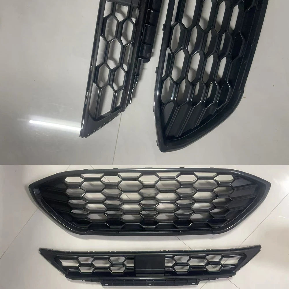 For Ford PUMA ST Line 2019-2024 Front Bumper Grille | Gloss Black ABS Fog Lamp Frame Tri detail view