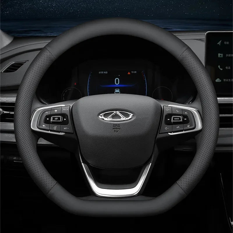 Ultra-Thin Steering Wheel Cover 37-38cm Breathable close-up view