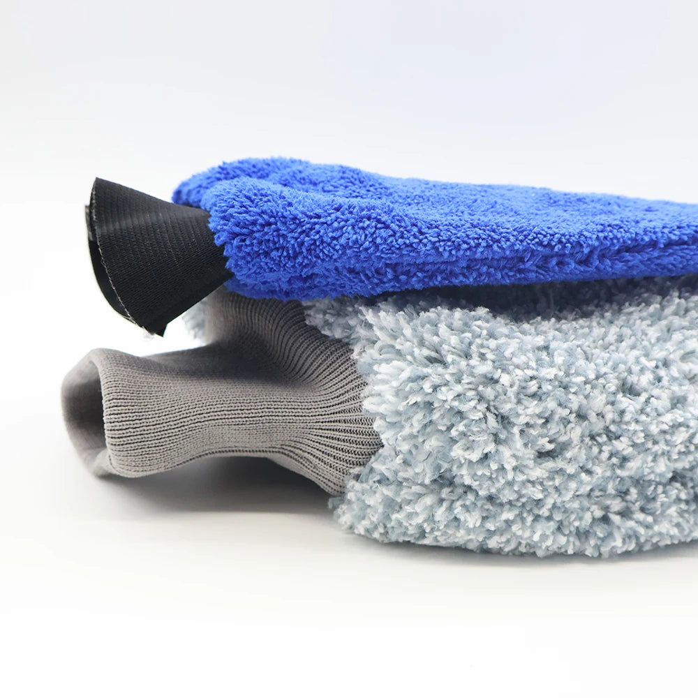 AUTOBRIGHT Premium Car Wash Mitt Thick Scratch-Free High Absorbency Soft Microfiber Gl close-up view