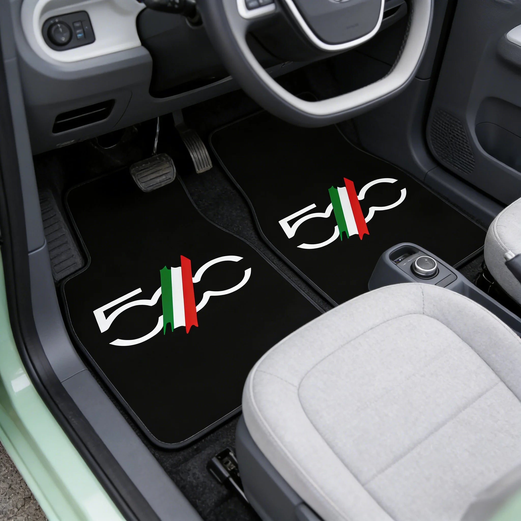 Universal Fit, Easy-to-Clean Suitable for Hatchbacks & Sedans 4pcs Minimalist FIAT 500 P detail view