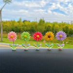 Cute Shaking Flower Car Dashboard Ornament, Bobblehead Auto Interior Decoration Universal Car Decor Accessories