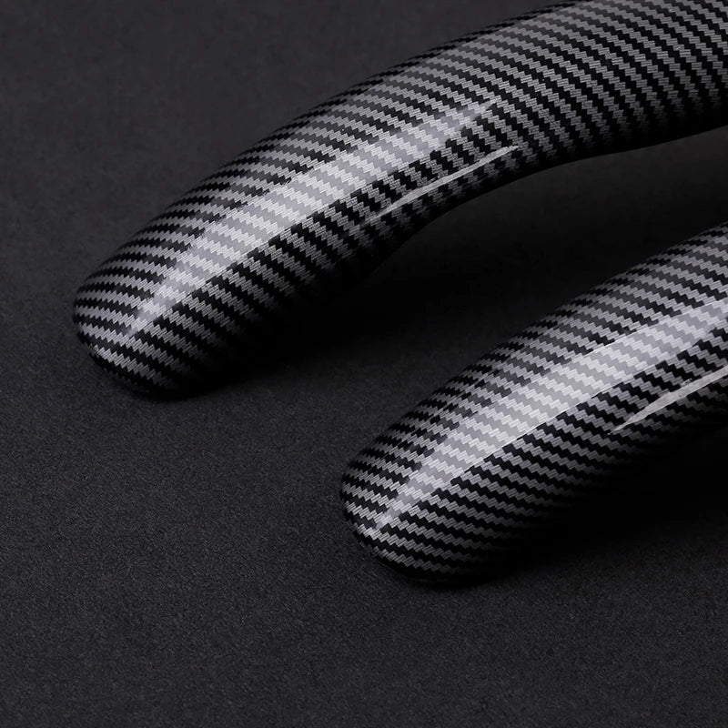 Car Carbon Fiber Texture Steering Wheel Cover For Deepal SL03 L06 L07 S05 S07 G318 S0 close-up view