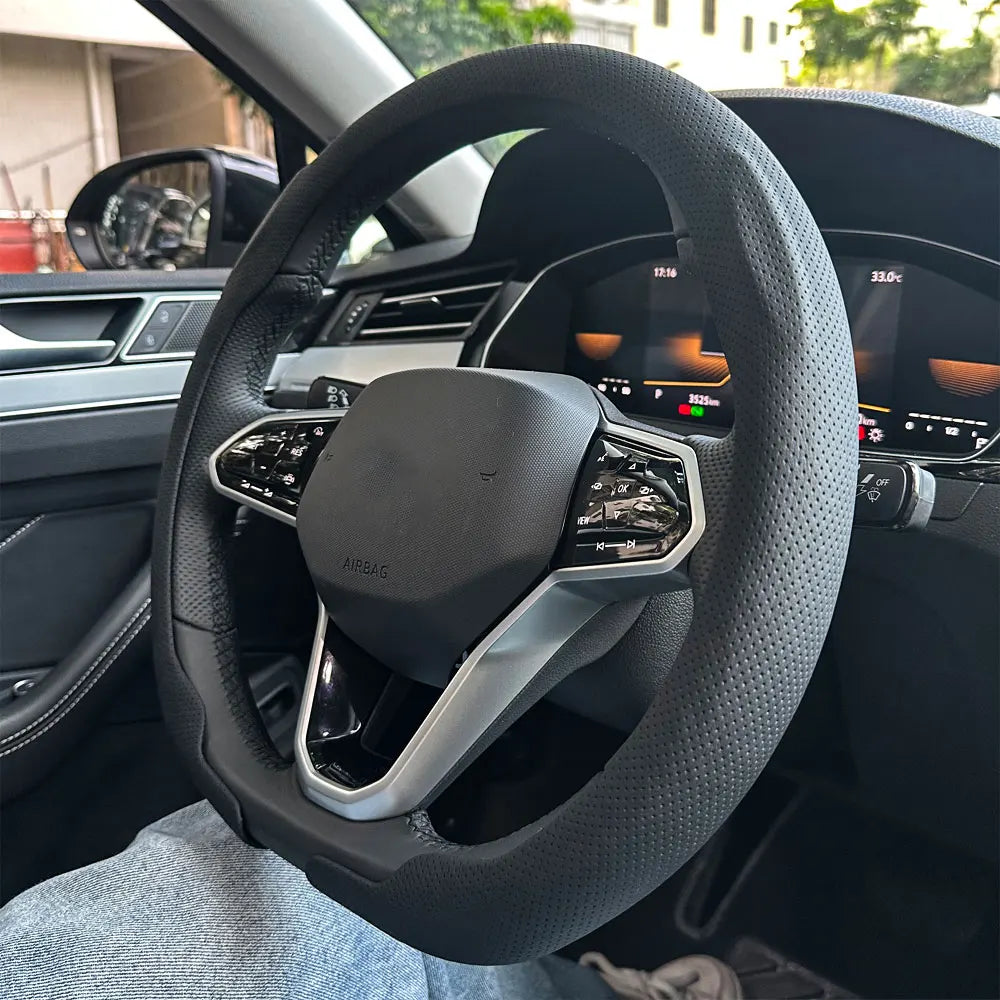 Steering Wheel Cover 36-38cm Universal Non-Slip Leather additional angle