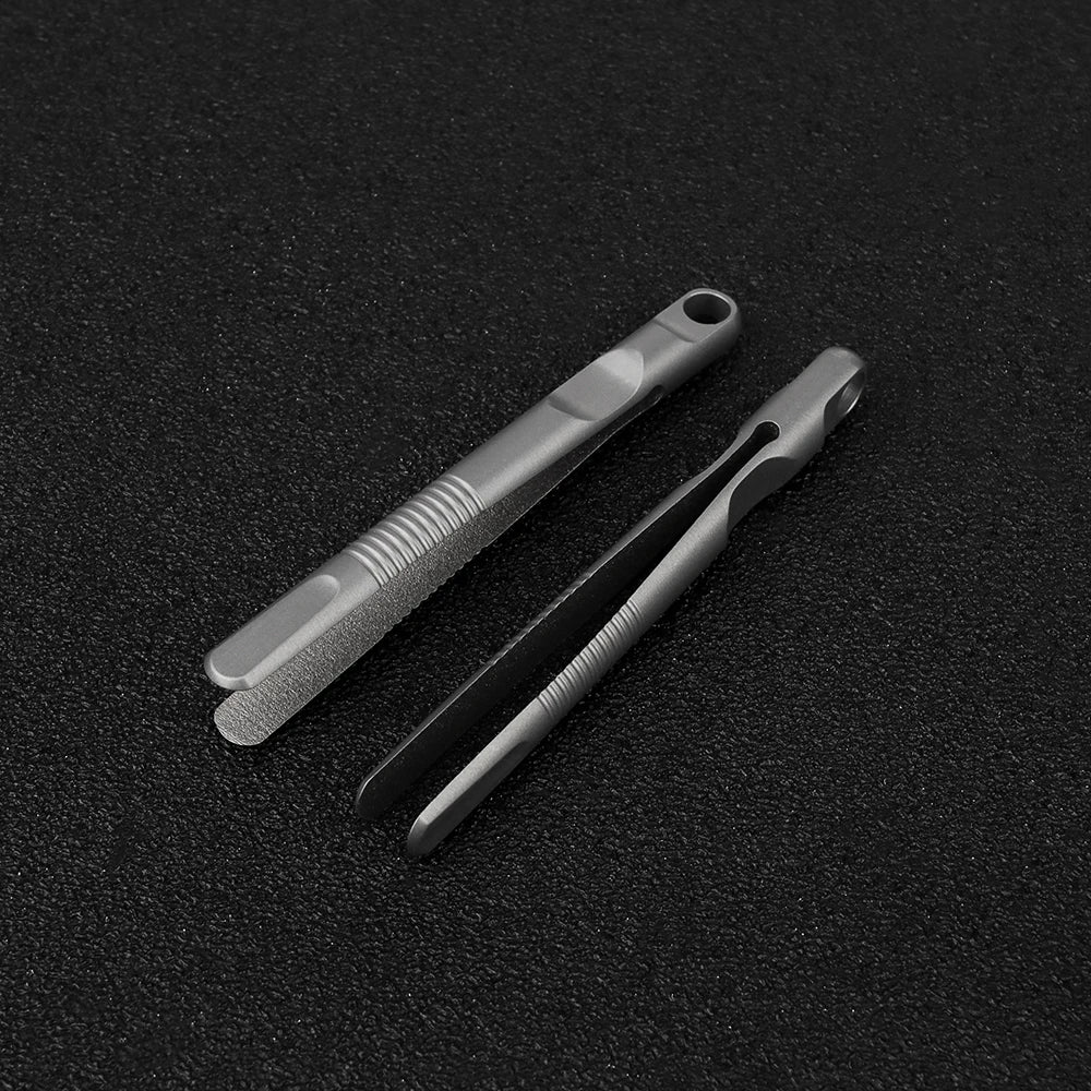 Mini Titanium Tweezers Small TC4 Titanium Alloy Clip Portable Tweezers Nipper EDC Out lifestyle view
