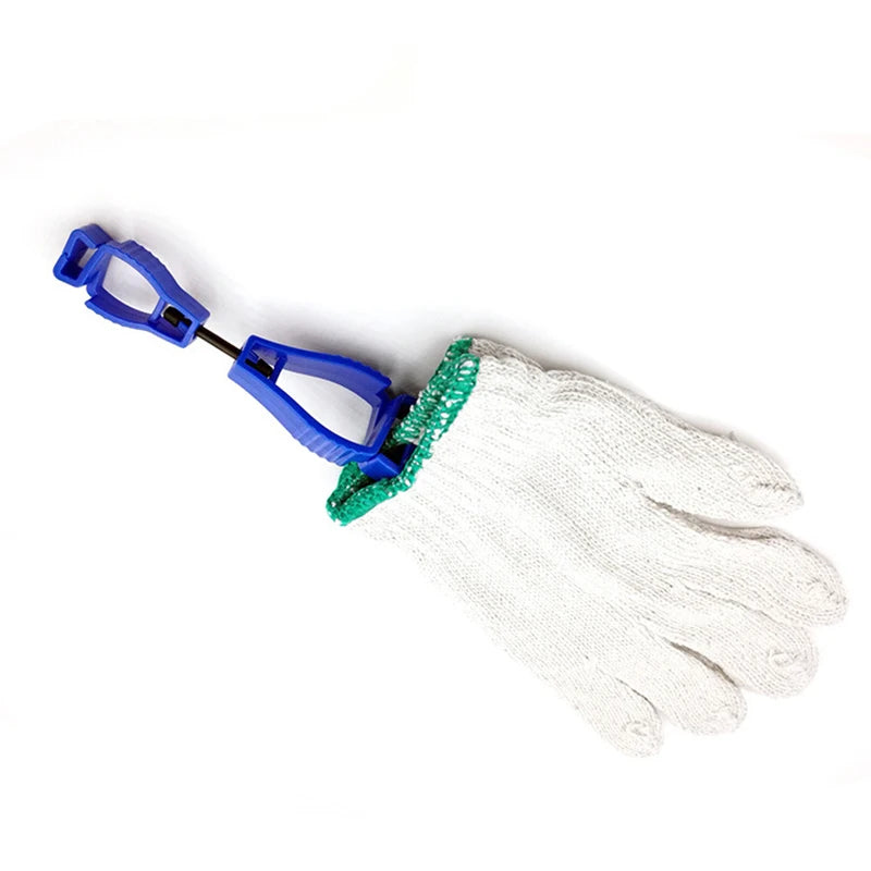 HOT Plastic Glove Clip Hanger Safety Glove Holder Working Gloves Clips Work Clamp Safe close-up view