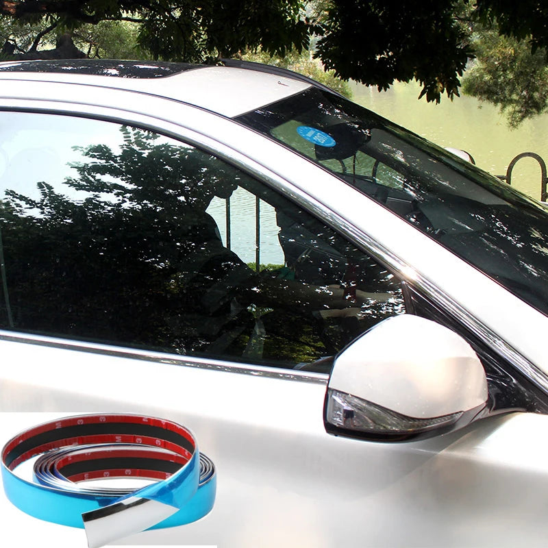 Exterior Car Chrome Body Strip Bumper Auto Door Protector Moulding Styling Trim car La close-up view