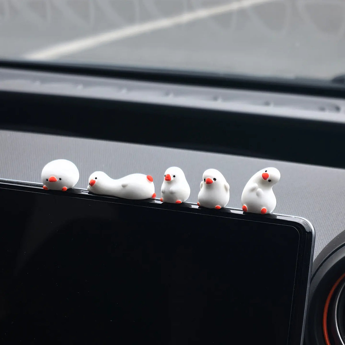 5 PCS Set of Flat Duck Car Ornaments, Complete Set of Cute Duck Decorations, Center S lifestyle view