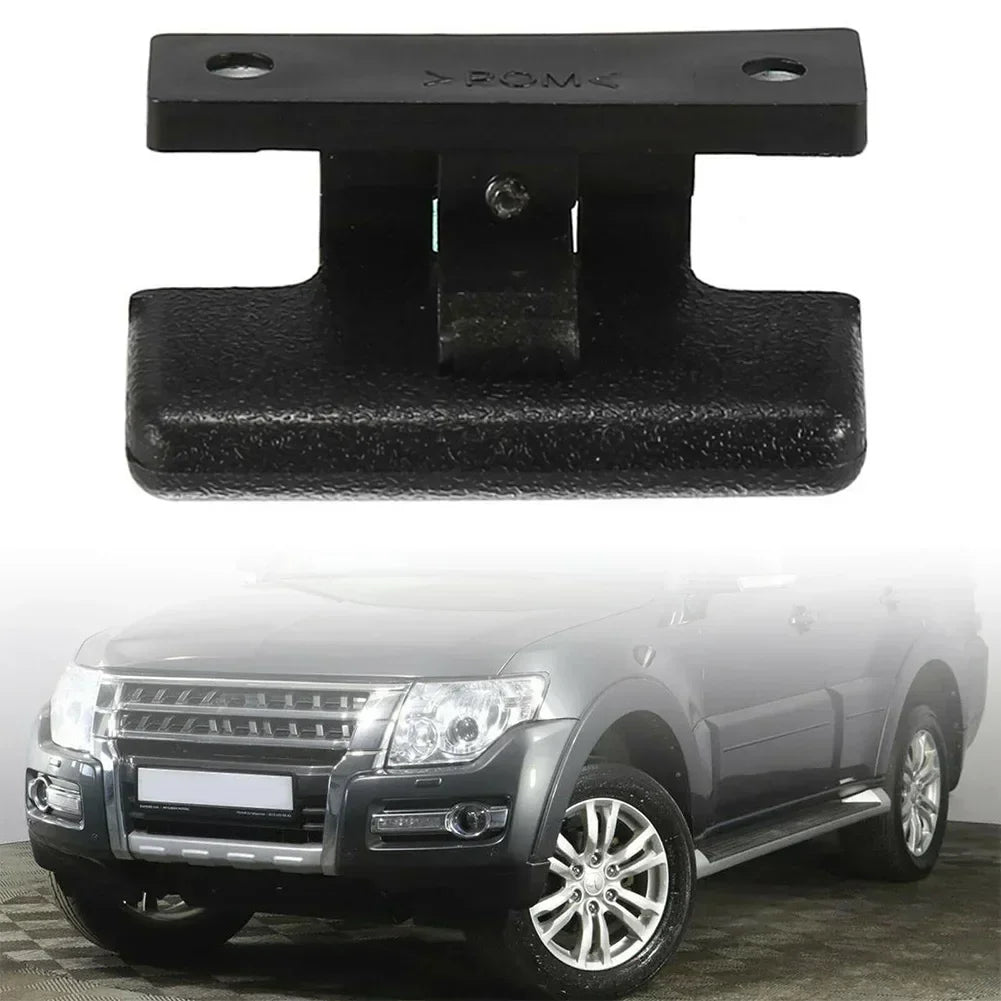 Hot Sale Car Armrest Box Cover Upper Latch Clip MR532555 Replacement Part Accessories For Pajero 2000 2001-2018