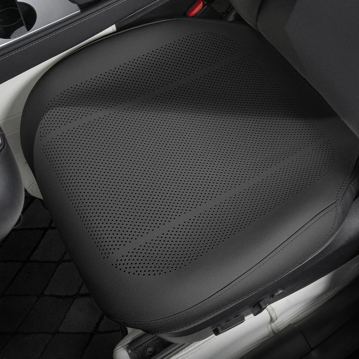 Breathable Leather Car Seat Cover Universal Front Seat Protection Cushion Luxury Car lifestyle view