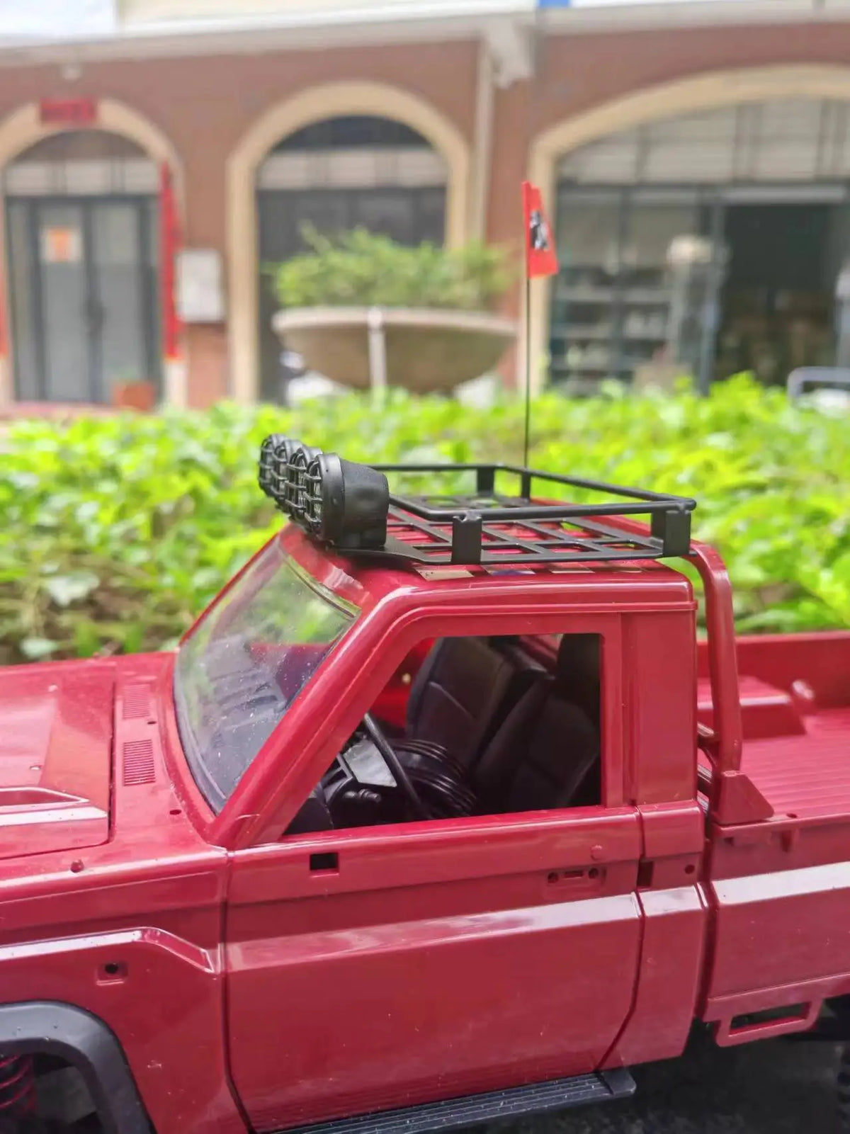 MN82 LC79 Metal Roof Rack With LED Light for 1/12 RC Car close-up view