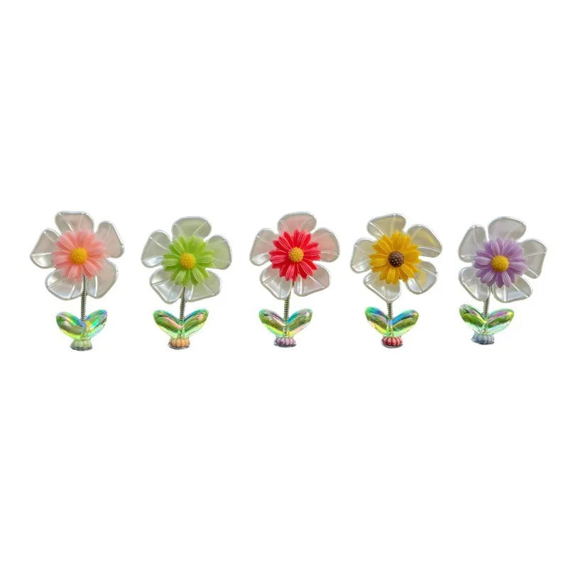 Cute Shaking Flower Car Dashboard Ornament, Bobblehead Auto Interior Decoration Universal Car Decor Accessories