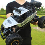 1:12 / 1:16 4WD RC Car With Led Lights 2.4G Radio Remote Control Cars Buggy Off-Road C close-up view