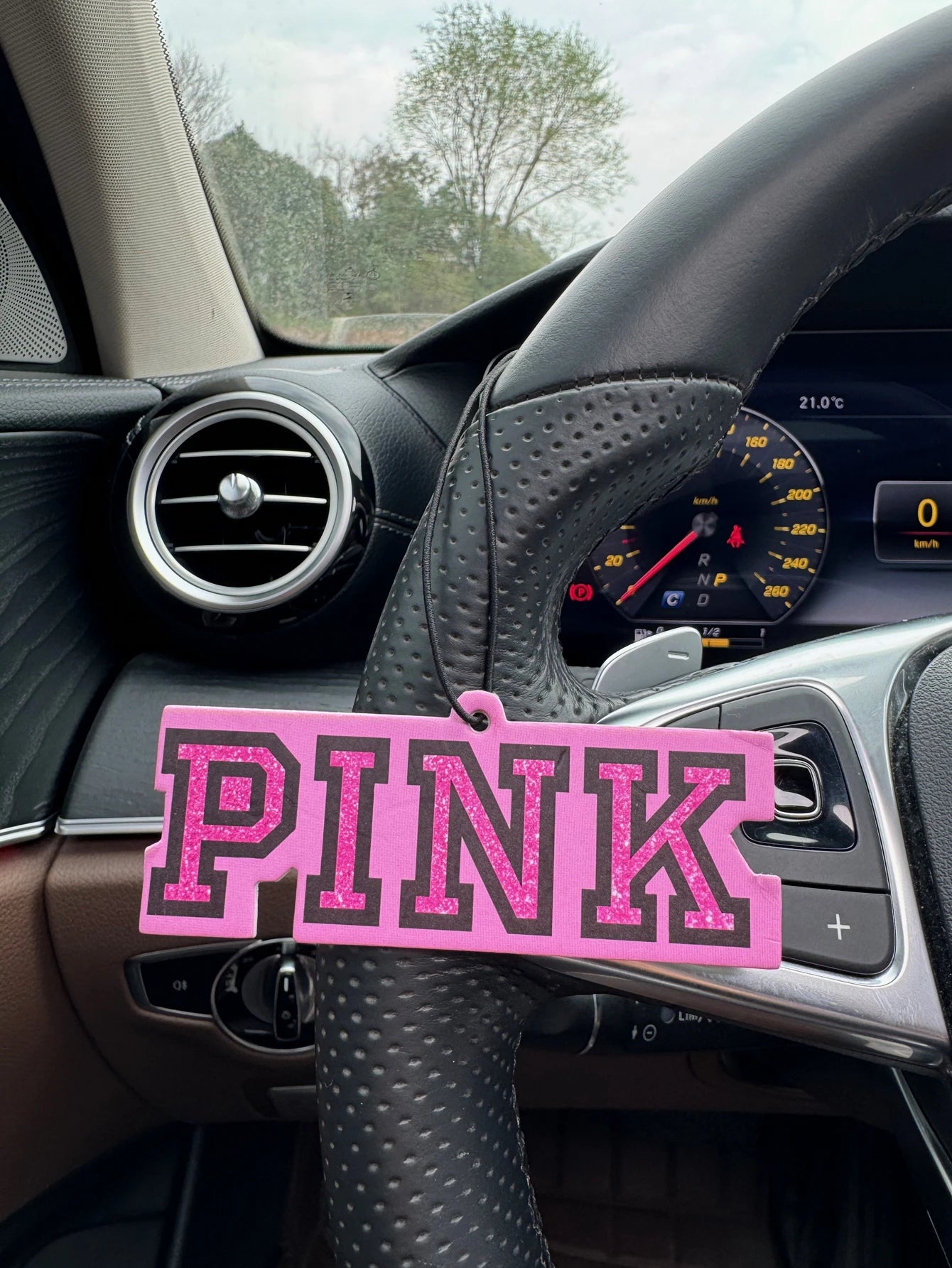 Pink Diamond Pattern Hilton Hotel Lobby Fragrance Non-Toxic Car Air Freshener (Sea Salt and Aloe Vera) Car Air Freshener, Infused with Essential Oils | Lasted More Than 60 Days |   Car Vent Clip Fragrance Box Refill, Ifra Saf