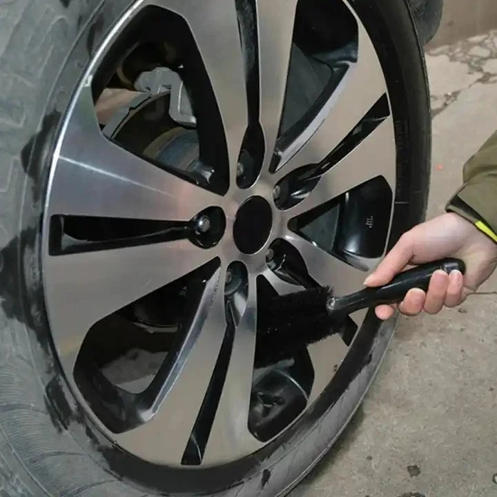 Car Wheel Cleaning Brush Profession Tire Auto Cleaning Detailing Care Wet Dry Wheel Ti close-up view