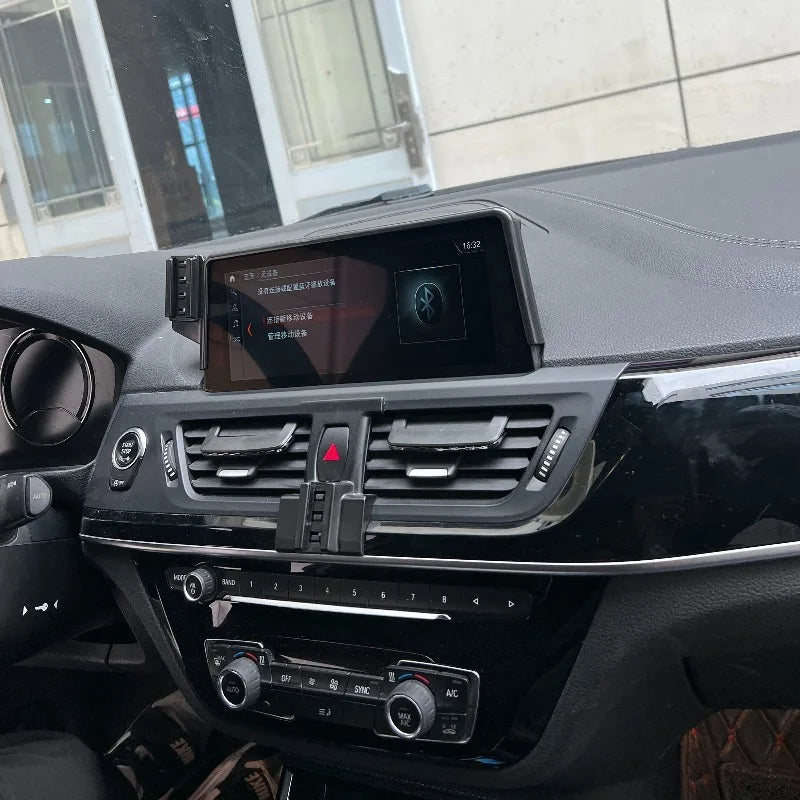 Car Phone Holder Screen Mount for BMW 1 Series F40 F21 F20 2016-2021 2022 2023 Wireless Charging Stand Mounts Accessories