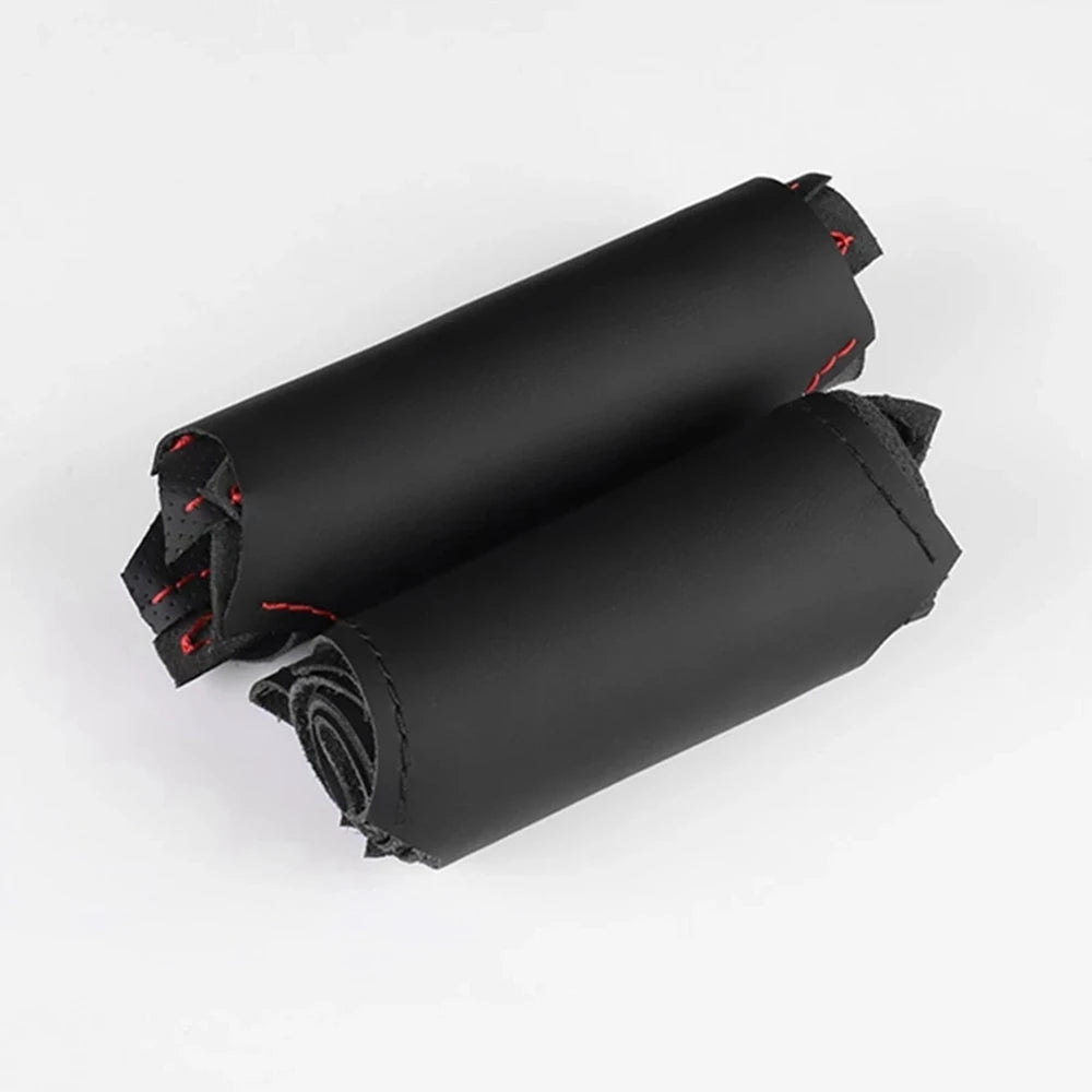 Black Leather Car Steering Wheel Braid Soft Leather Cover For Renault Clio 3 RS 2005 2 close-up view
