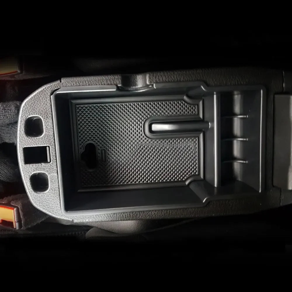 Car Armrest Storage Box for Jeep Renegade 2014 - 2023 Central Console Tray Organizer Con detail view