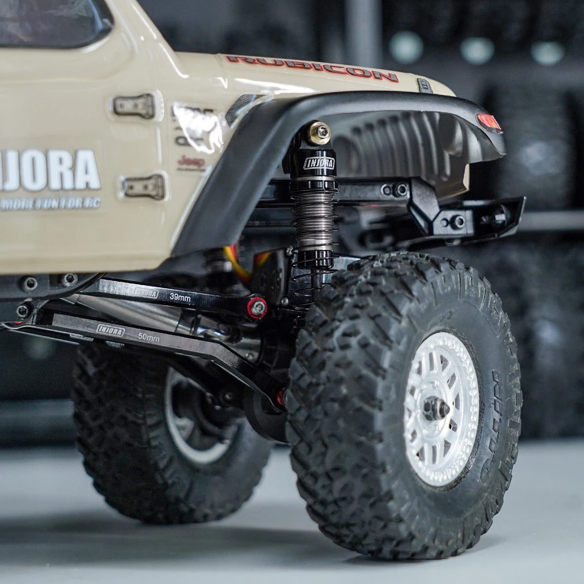 INJORA 36mm 40mm Big Bore Oil Shock Absorber for 1/24 RC Crawler SCX24 FCX24M lifestyle view