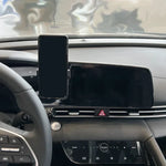 Car Phone Holder For Hyundai Elantra CN7 2023 2021-2024 Navigation Screen Fixed Bracket Wireless Charging Car Phone Mount Base
