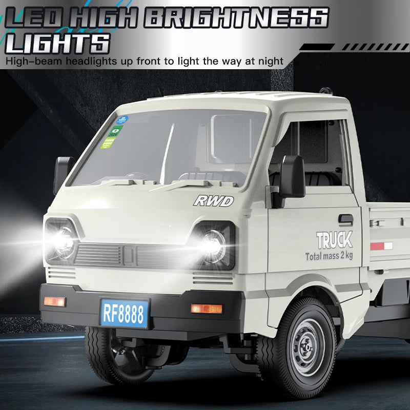 1:16/1:18 RC CAR Simulation With Spray Lights Drift Climbing Truck LED Light Haul Carg close-up view