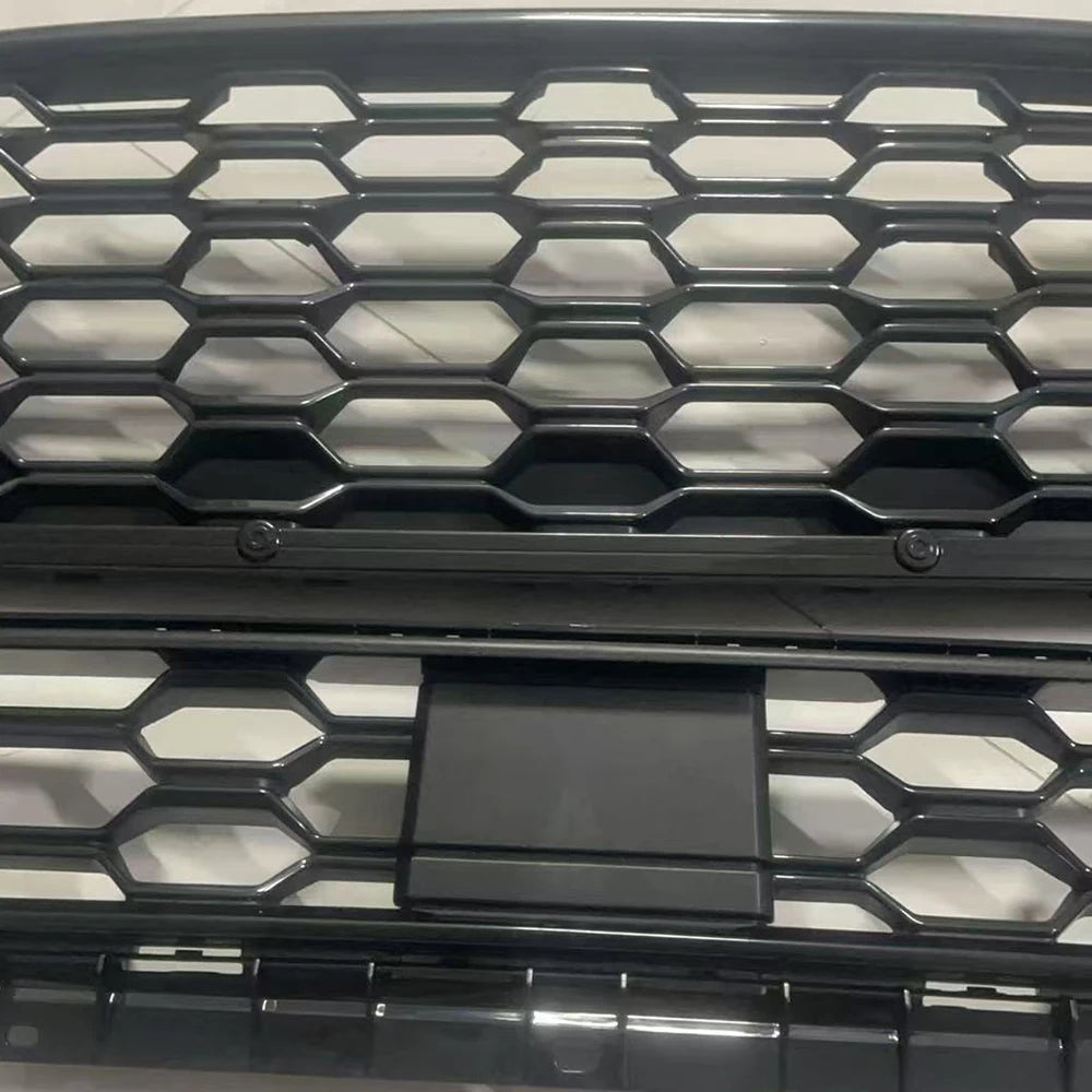 For Ford PUMA ST Line 2019-2024 Front Bumper Grille | Gloss Black ABS Fog Lamp Frame T close-up view