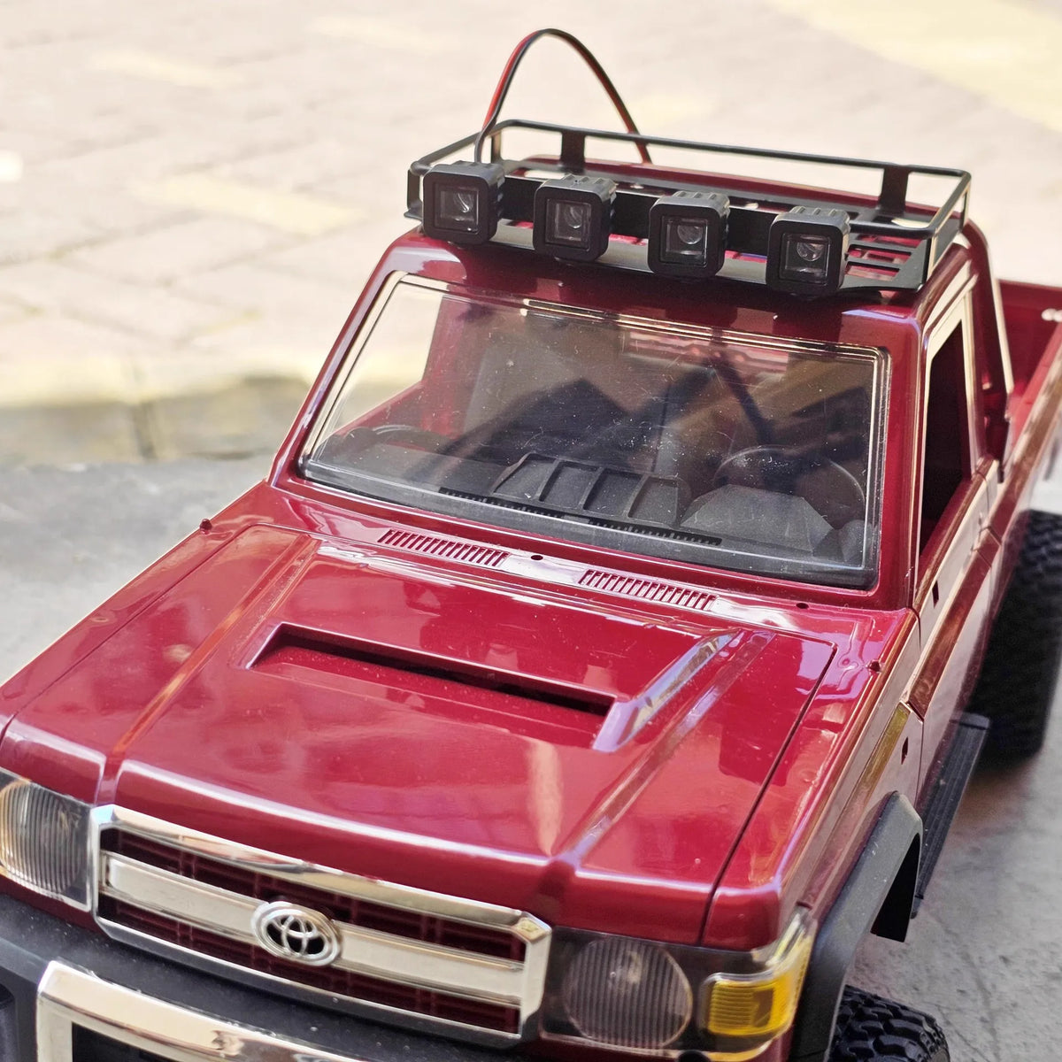 MN82 LC79 Metal Roof Rack With LED Light for 1/12 RC Car additional angle