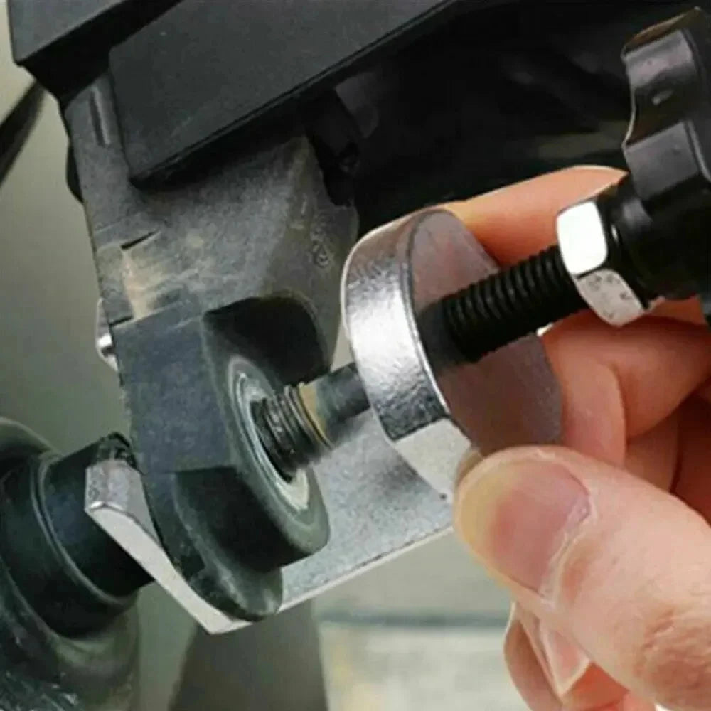 Windshield Wiper Arm Removal Repair Tool Universal Car Windscreen Window Wiper Puller lifestyle view