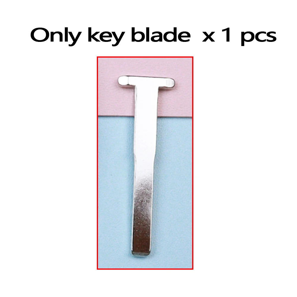 2 3 Buttons 4D83 ID49Chip 433.92MHZ Fsk Car Remote Key Shell Case for Ford Focus C-Max close-up view