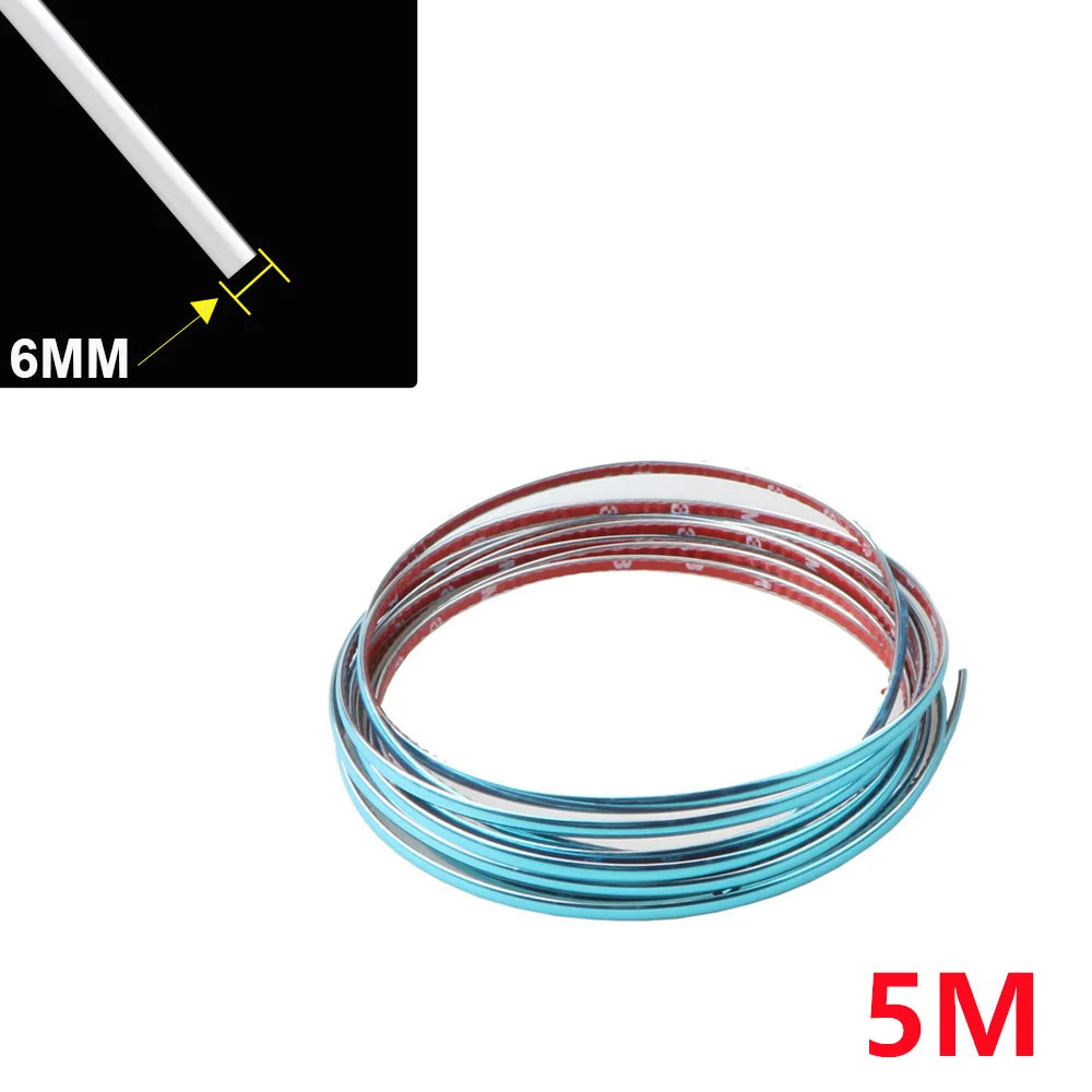 Exterior Car Chrome Body Strip Bumper Auto Door Protector Moulding Styling Trim car La close-up view