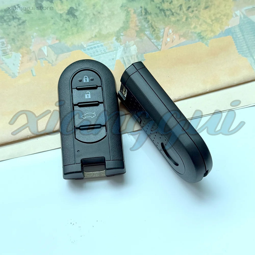 2 3 4 Buttons Car Key Housing Key Case Shell for Toyota Daihatsu Terios LA600S Passo T close-up view