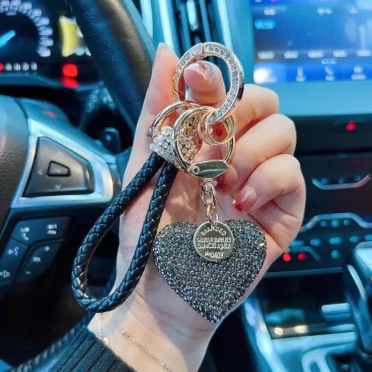 Clay Diamond Full Diamond Love Key Chain Studded Leather Rope Heart-shaped Car Bag Pen close-up view
